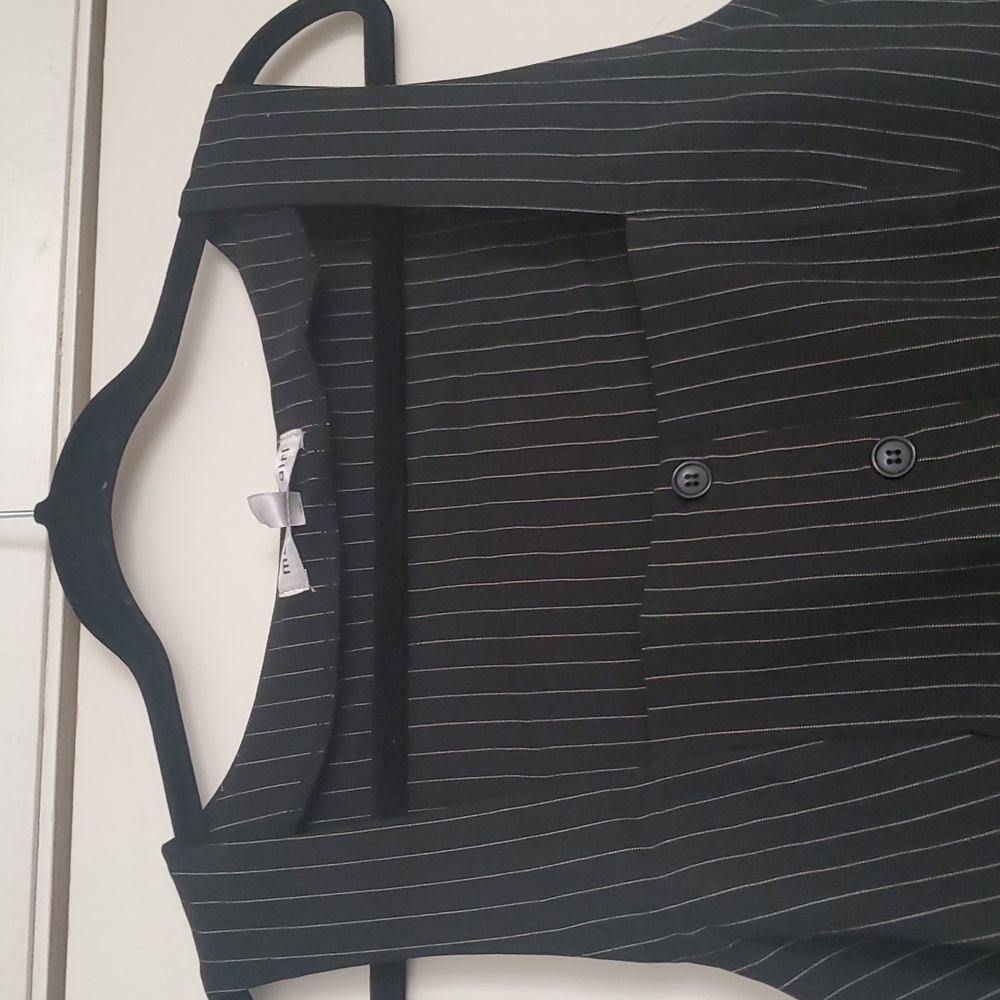 *NWT* Madden Girl Black Pinstripe Mini Dress - Picture 7 of 16